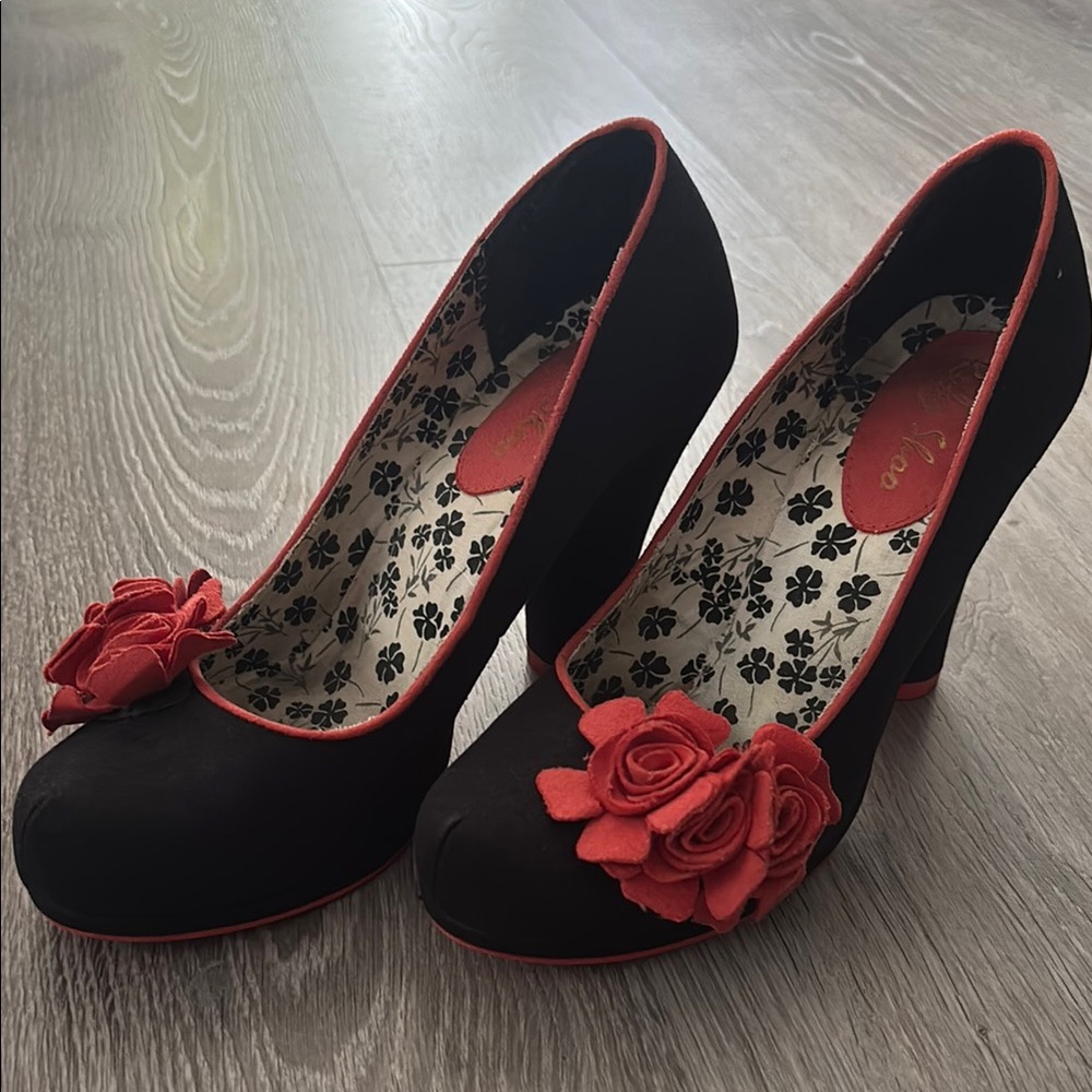 Edgy Black and Red Floral high Heels